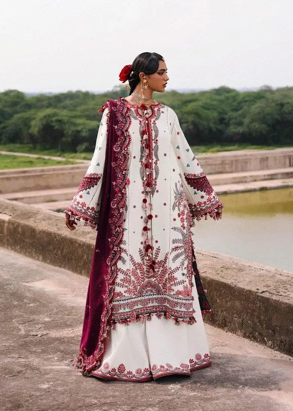 Hussain Rehar Karandi 25 White Karandi – view 1 – Poshaq