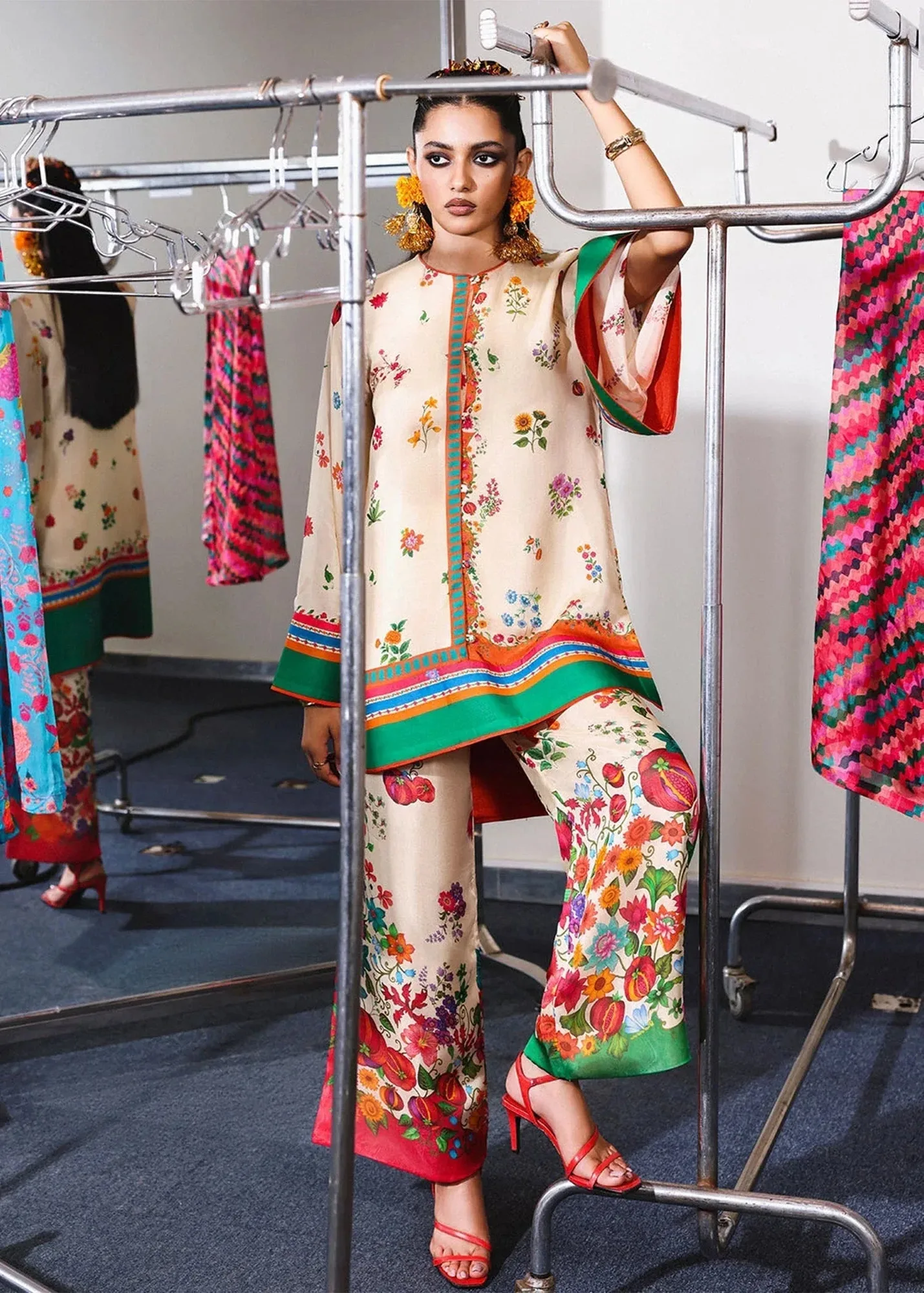 Hussain Rehar Pay Day Peach Cream Viscose – view 5 – Poshaq