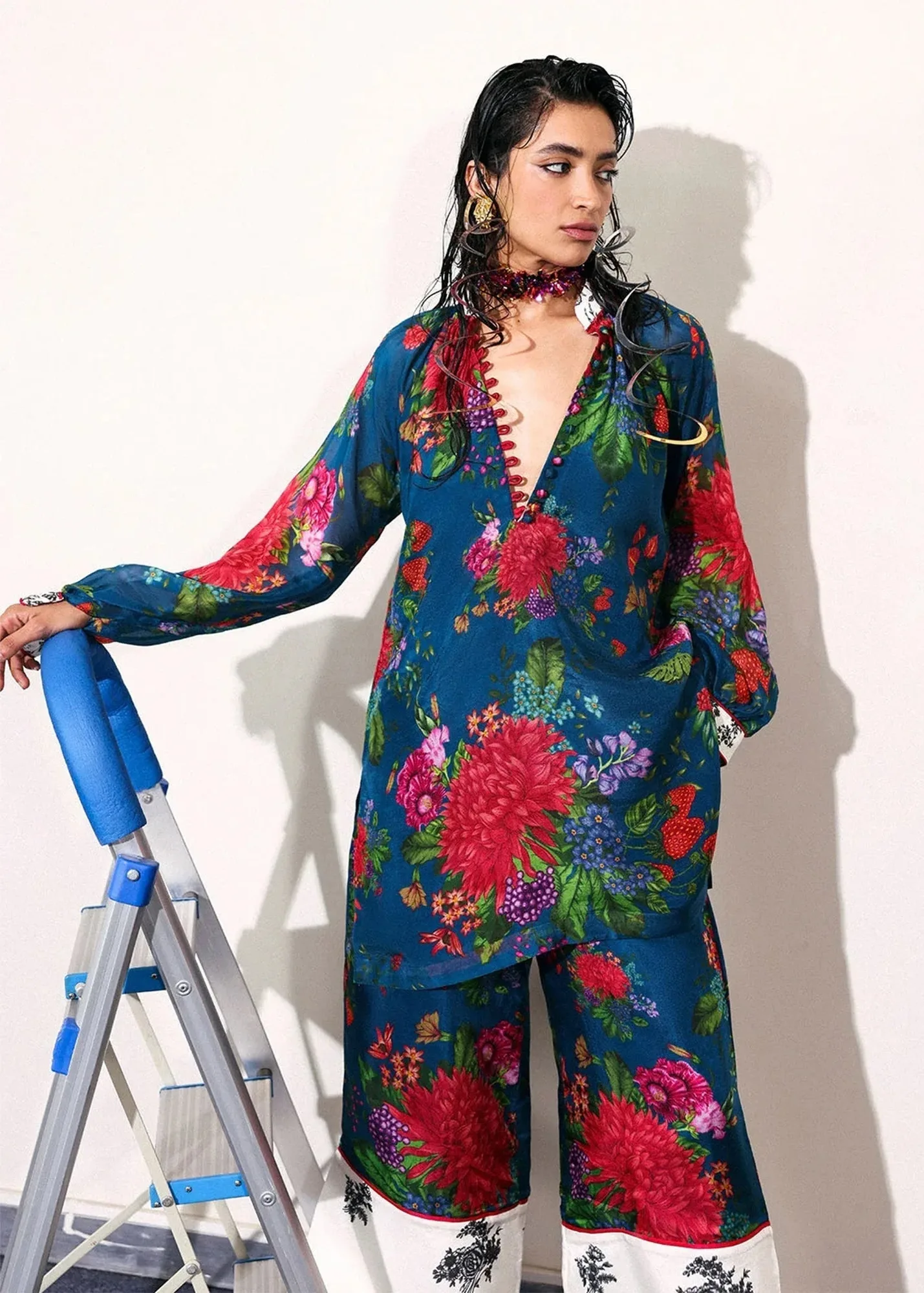 Hussain Rehar Pay Day Blue Viscose – view 3 – Poshaq