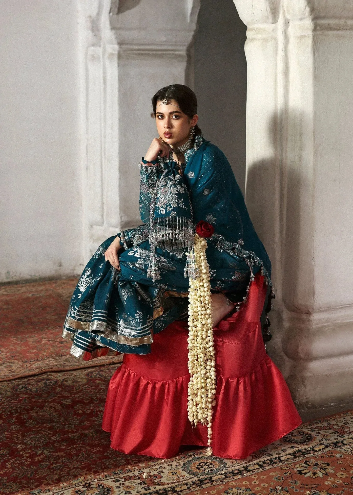 Hussain Rehar Massarat Formals 25 Teal Raw Silk – view 4 – Poshaq