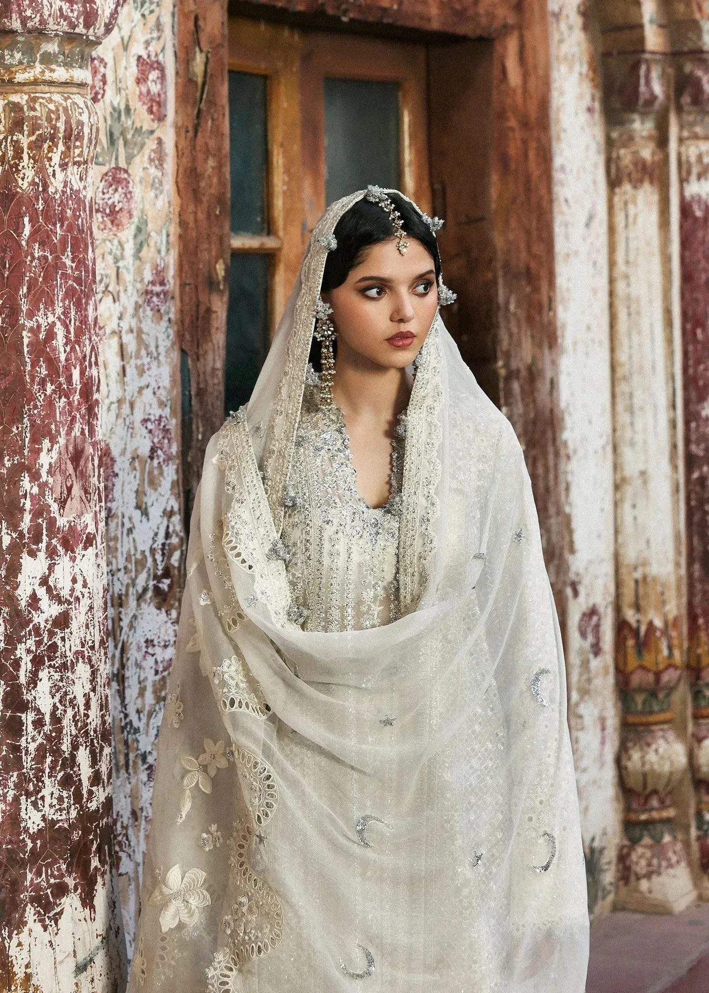 Hussain Rehar Massarat Formals 25 Ivory Gold Raw Silk – view 4 – Poshaq