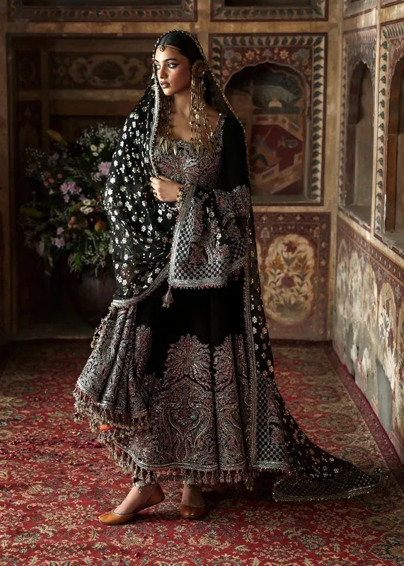 Hussain Rehar Massarat Formals 25 Black Raw Silk – view 1 – Poshaq