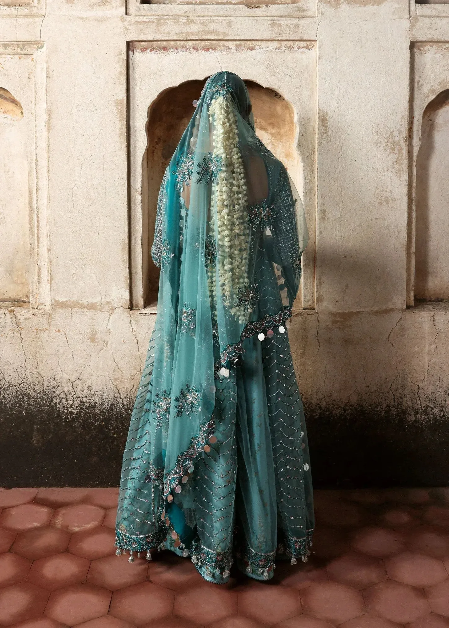 Hussain Rehar Massarat Formals 25 ice blue Raw Silk – view 2 – Poshaq