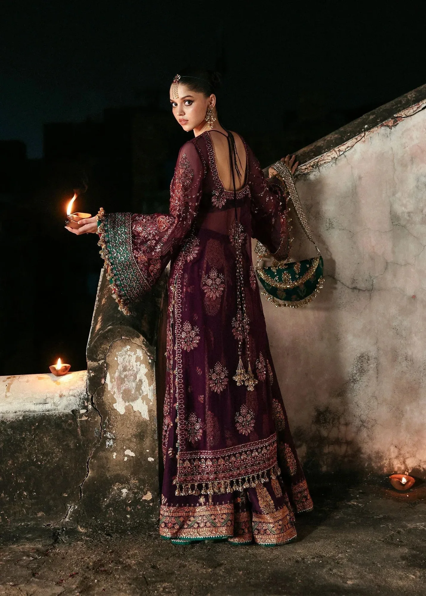 Hussain Rehar Massarat Formals 25 Plum Raw Silk – view 2 – Poshaq