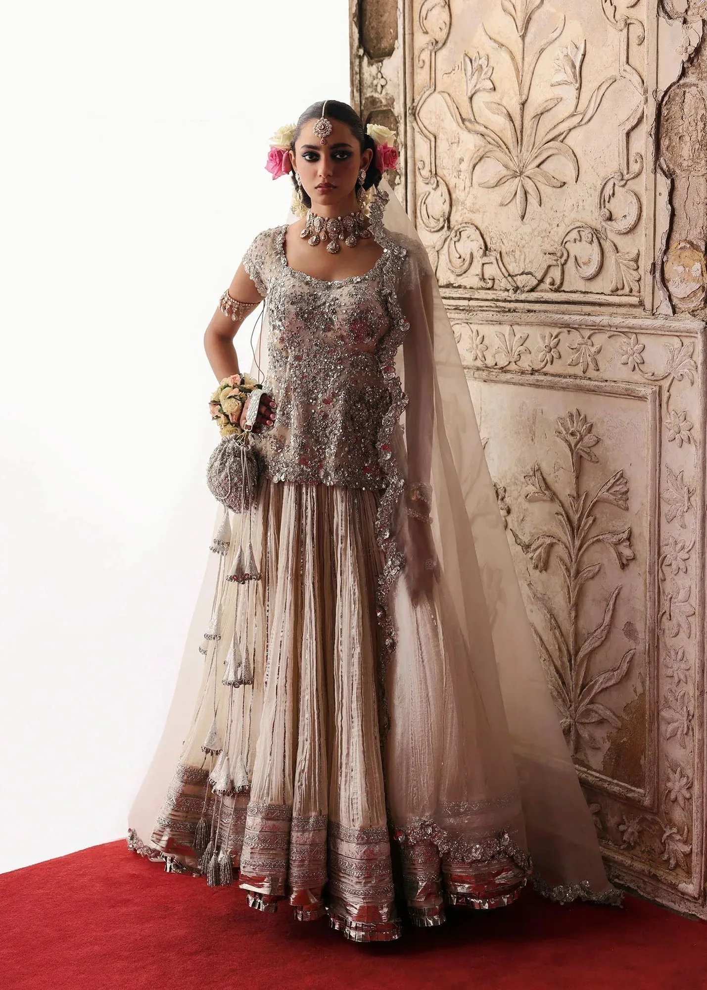 Hussain Rehar Ivory Gold Organza – view 1 – Poshaq