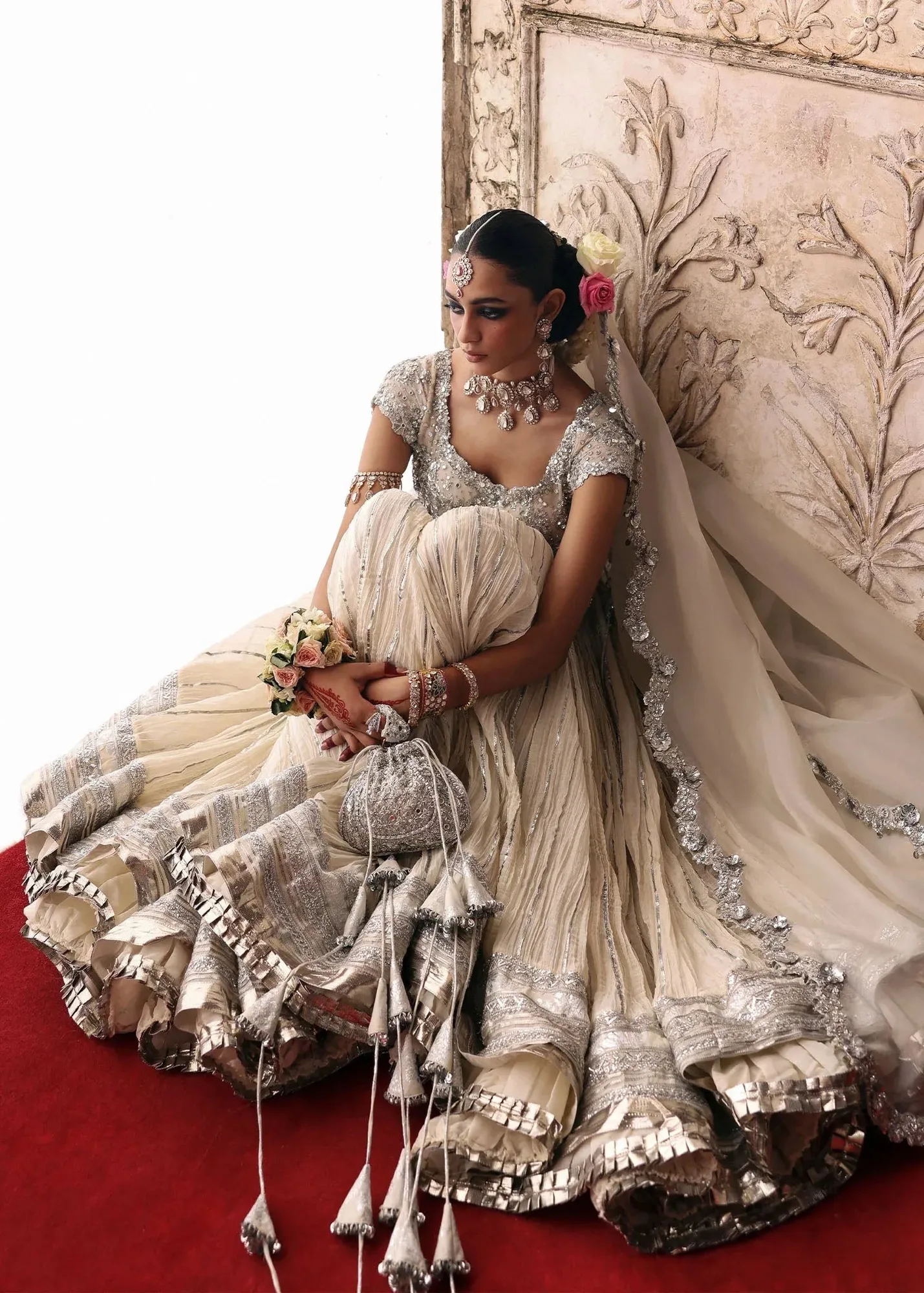 Hussain Rehar Ivory Gold Organza – view 3 – Poshaq