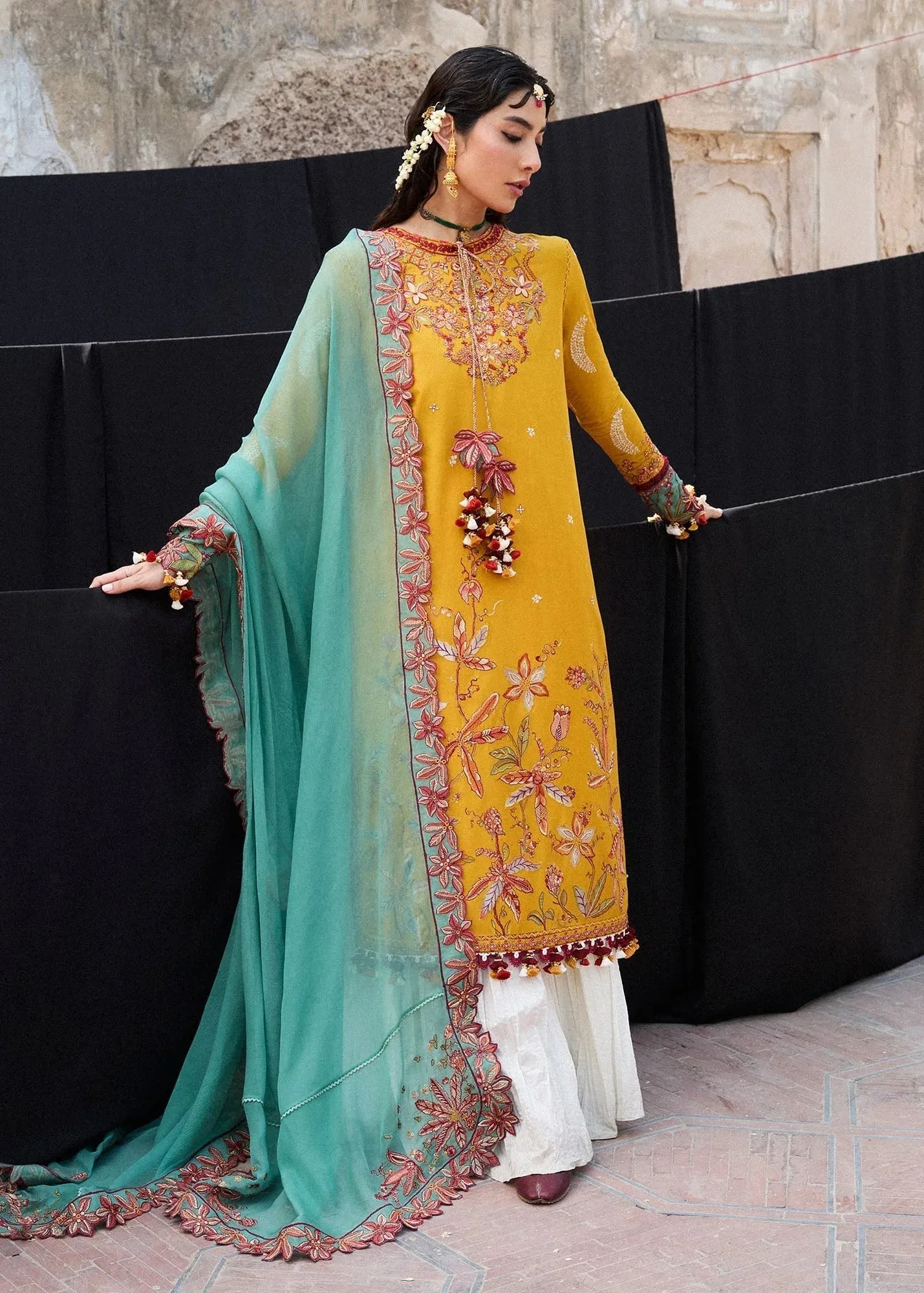Hussain Rehar Nirmal SS 25 Orange Organza – view 1 – Poshaq