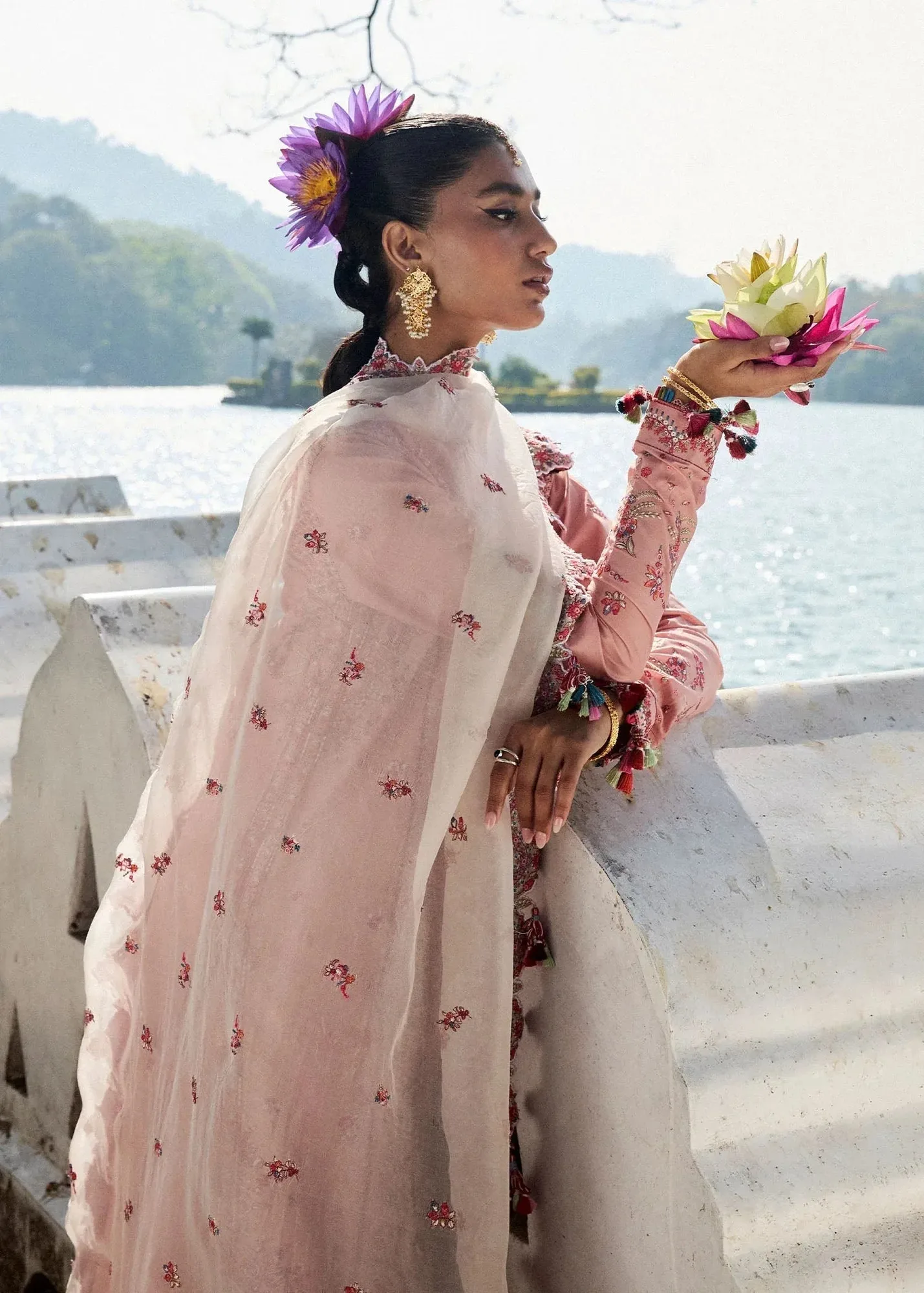 Hussain Rehar Luxury Lawn 25 Rose Pink Organza – view 4 – Poshaq