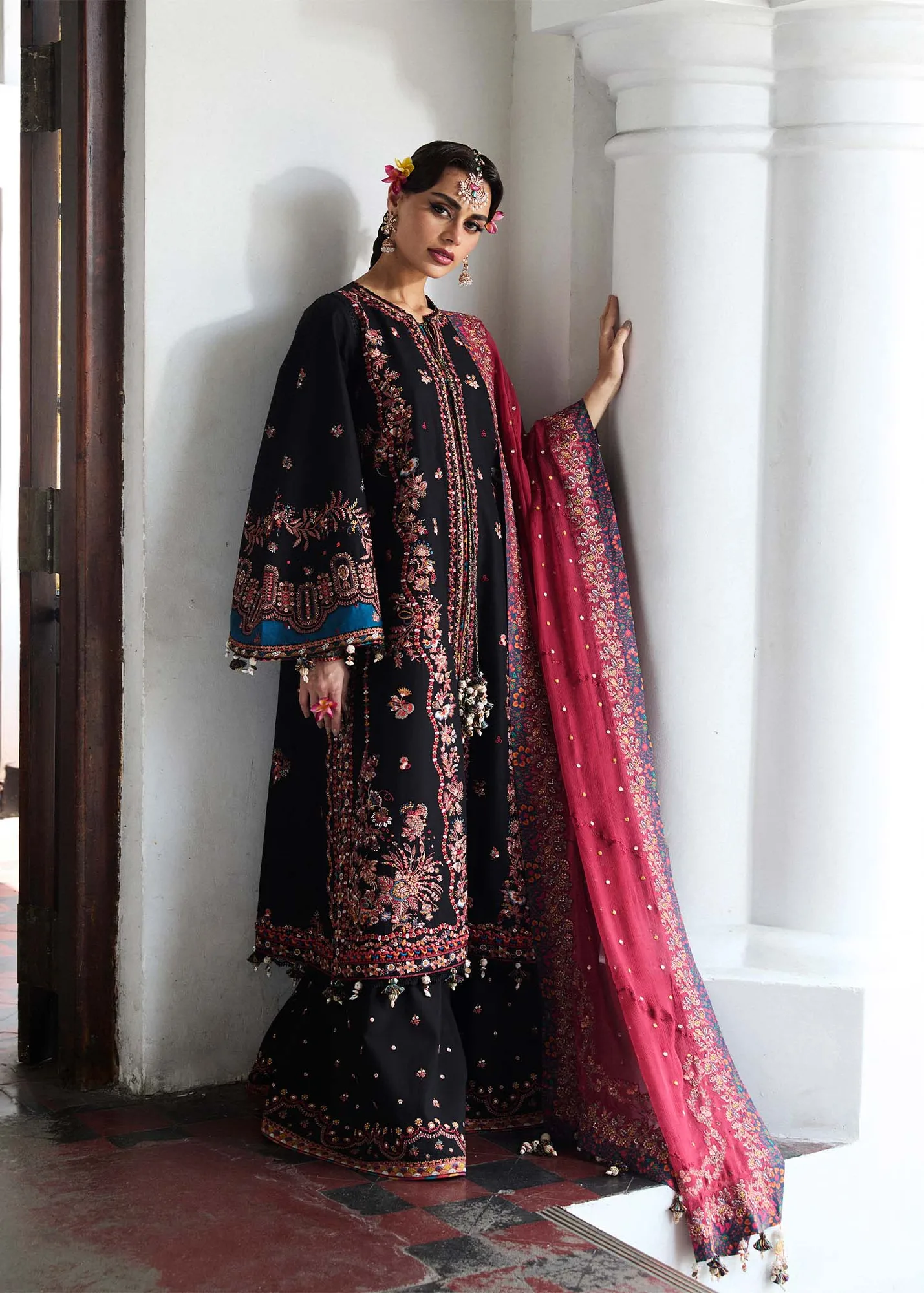 Hussain Rehar Luxury Lawn 25 Black Chiffon – view 4 – Poshaq