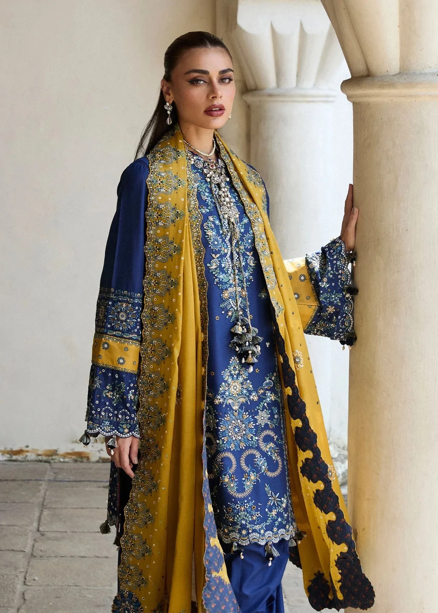 Hussain Rehar Luxury Lawn 25 Cobalt Blue Cotton – view 4 – Poshaq