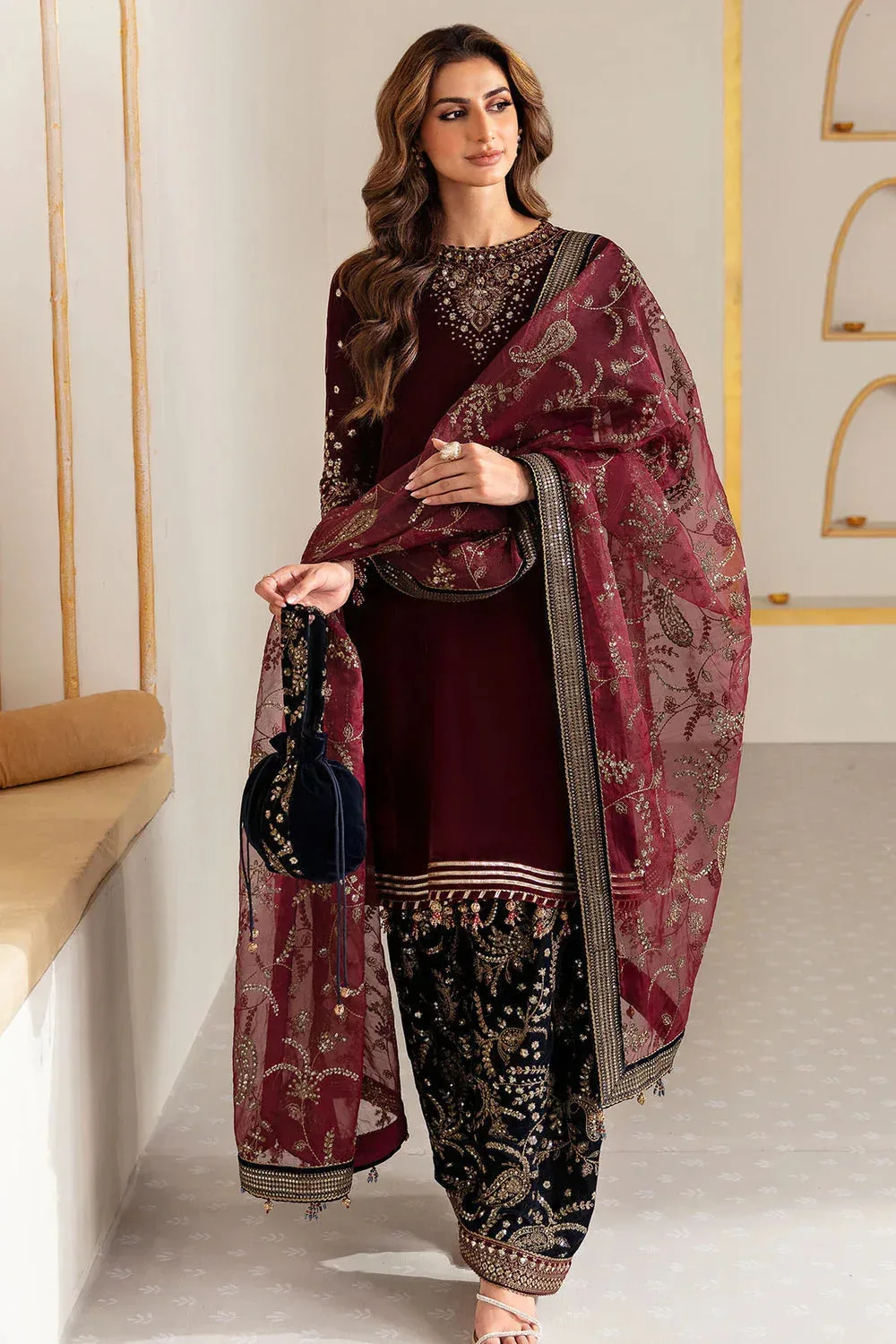 Jazmin Velvet Edit 24 Maroon Organza – view 5 – Poshaq