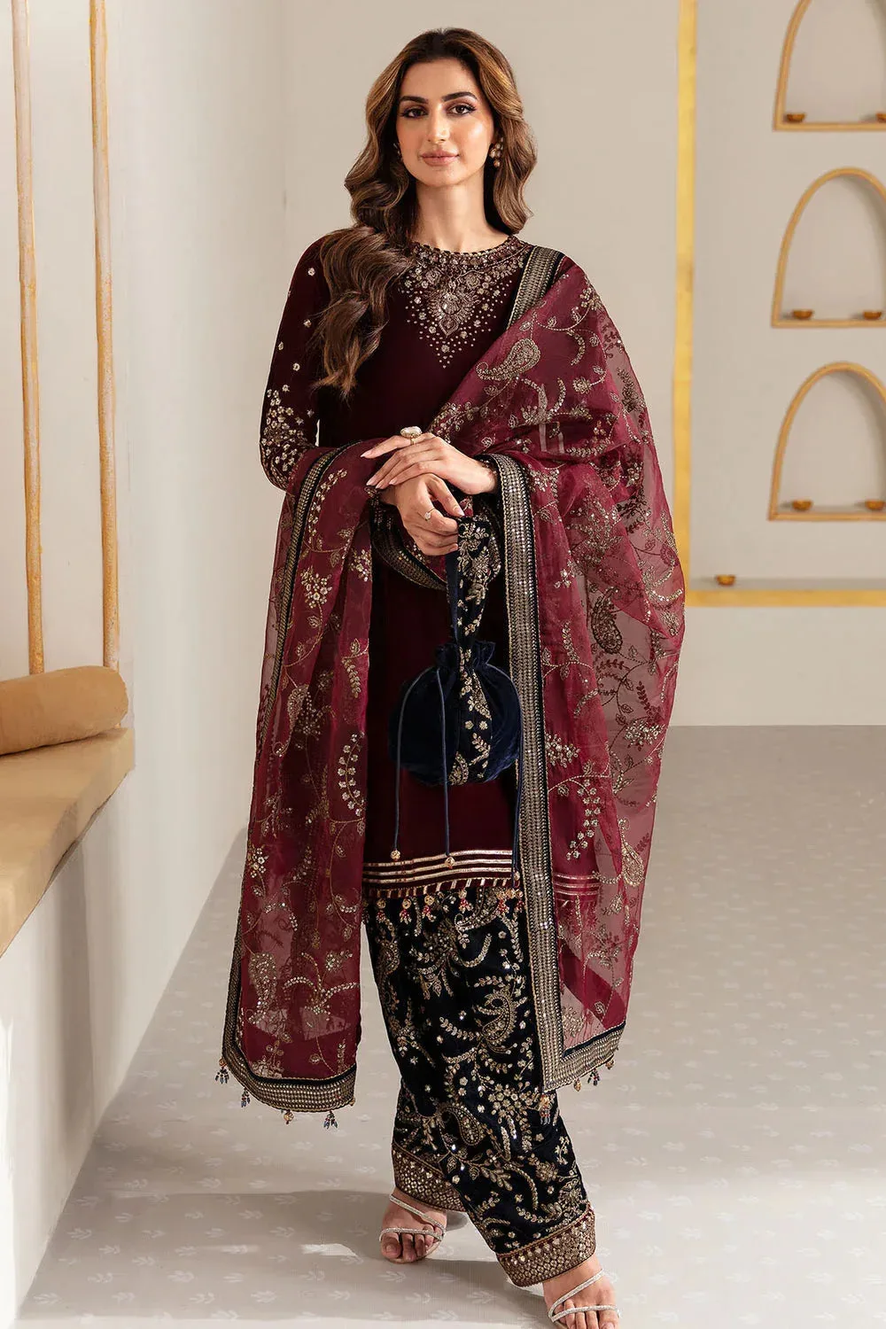 Jazmin Velvet Edit 24 Maroon Organza – view 6 – Poshaq