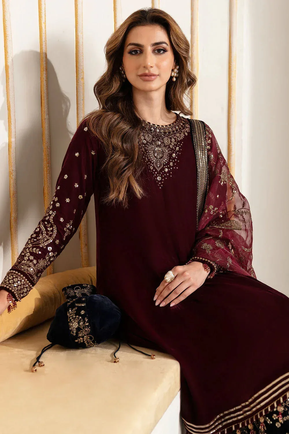 Jazmin Velvet Edit 24 Maroon Organza – view 7 – Poshaq