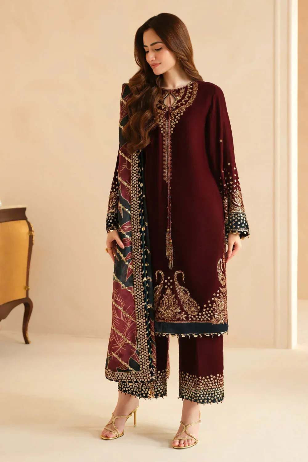 Jazmin Velvet Edit 24 Maroon Velvet – view 6 – Poshaq