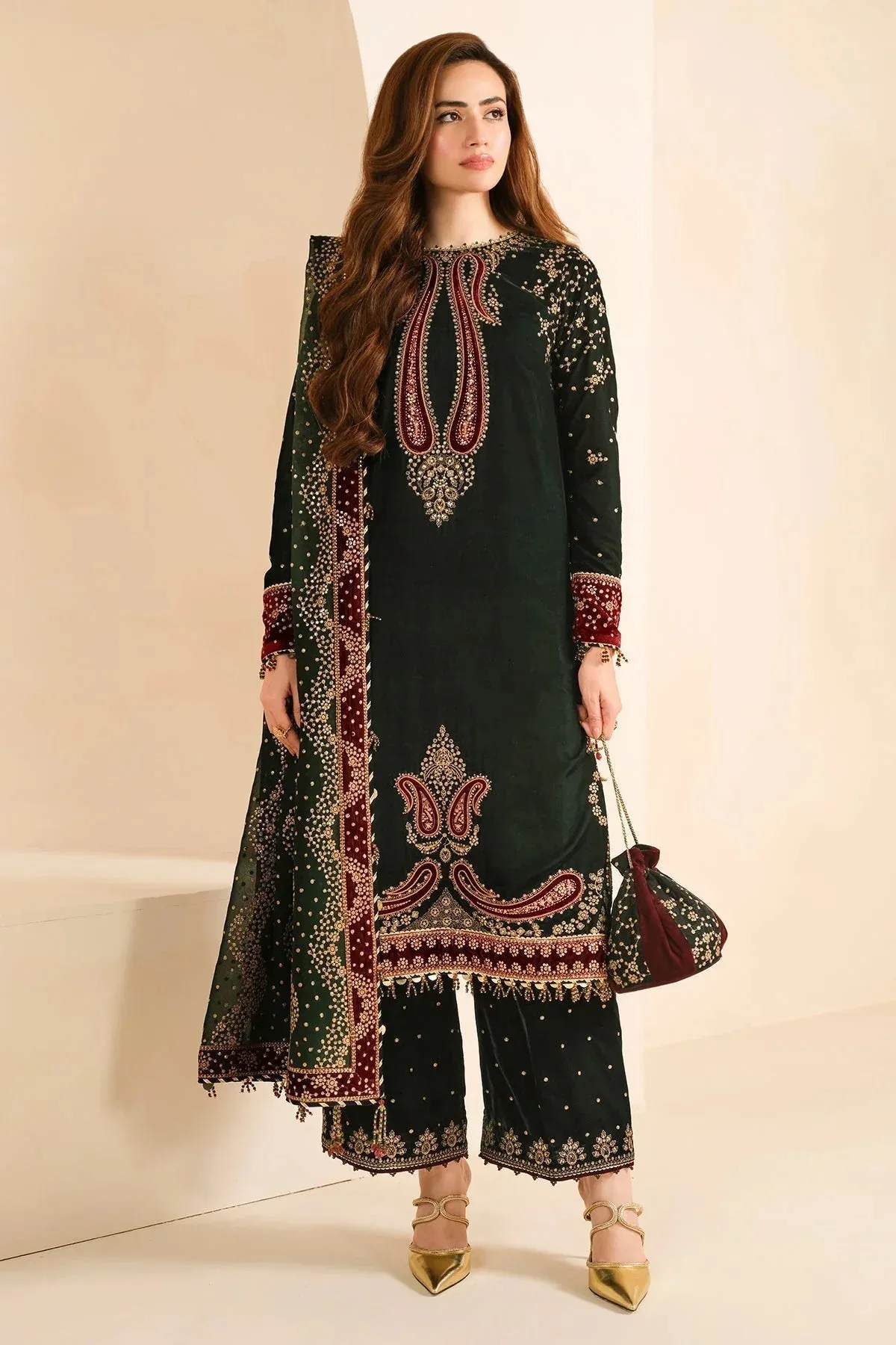 Jazmin Velvet Edit 24 Bottle Green Georgette – view 1 – Poshaq