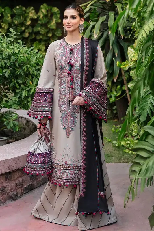 Jazmin Dastaan Luxury Winter 23 Grey Khaddar – view 1 – Poshaq