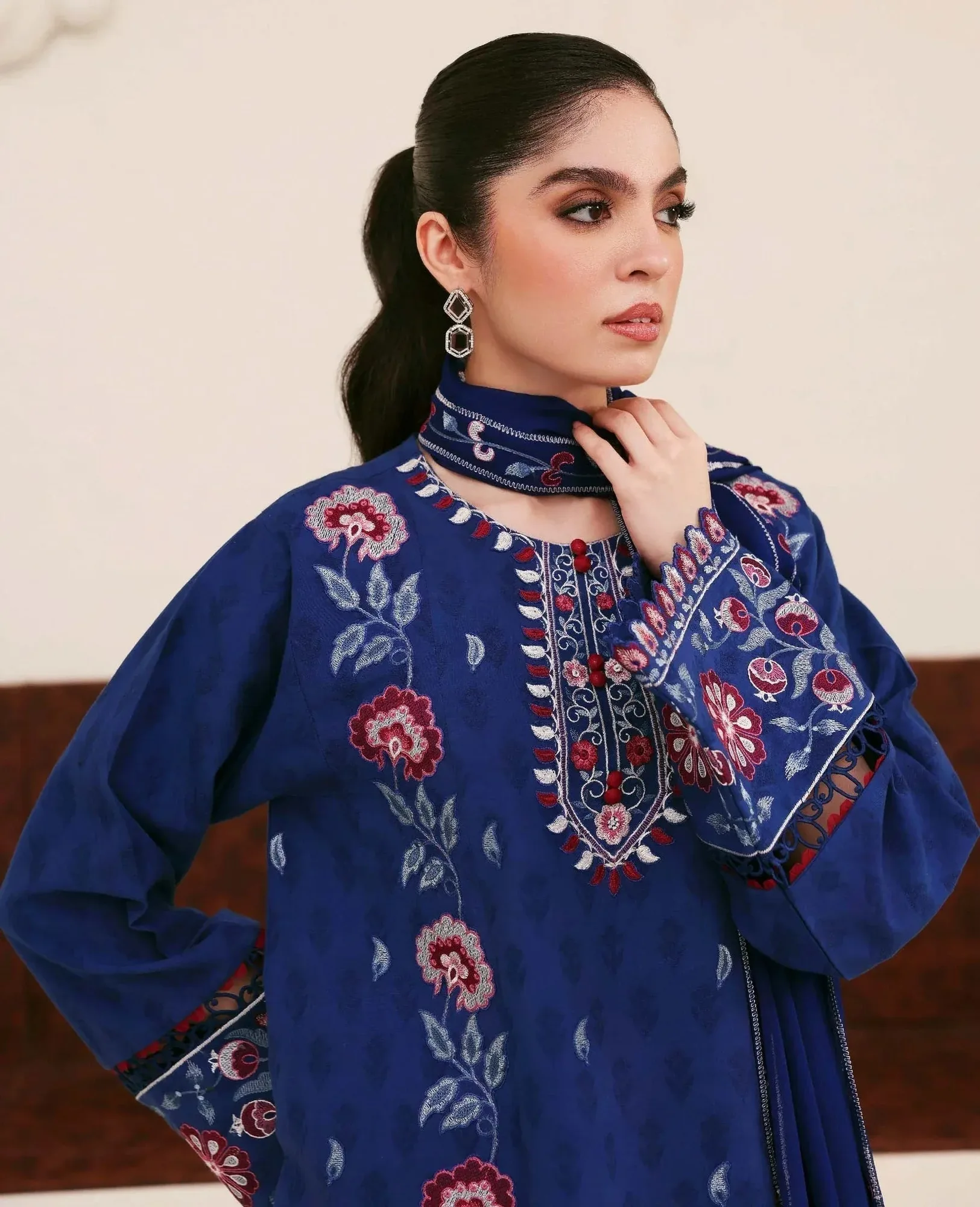 Republic Womenswear Basics Pre Fall 25 Persion Blue Jacquard – view 4 – Poshaq
