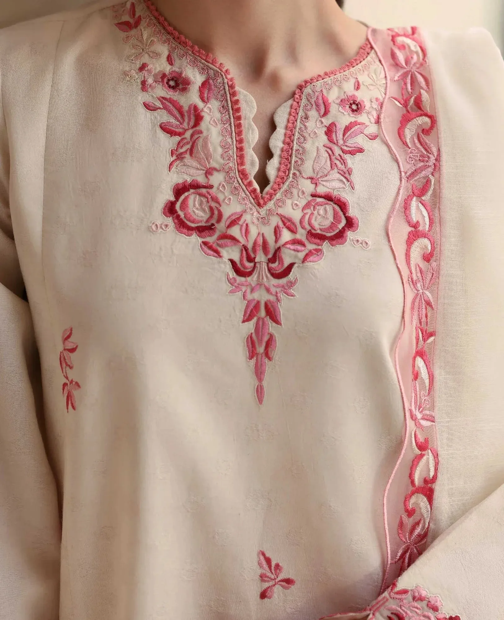 Republic Womenswear Basics Pre Fall 25 Ivory Jacquard – view 5 – Poshaq