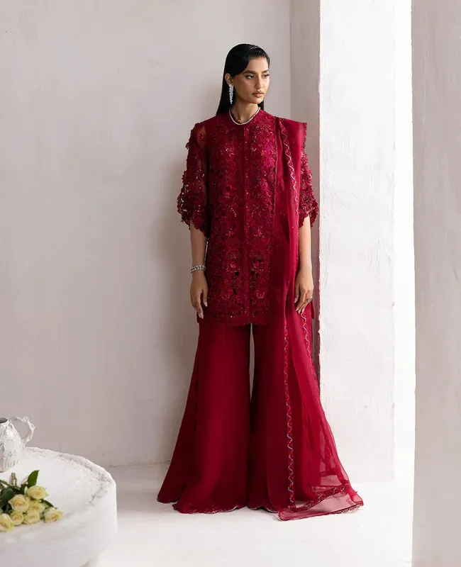 Republic Womenswear Reve De Luxe 25 Deep Red Organza – view 1 – Poshaq