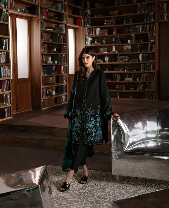 Republic Womenswear Premium Pret 25 Black Silk – view 1 – Poshaq