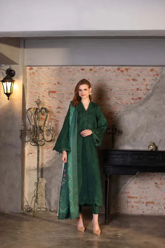 Noor by Saadia Asad Winter Embroidered Printkhaas 25 Bottle Green Linen – view 1 – Poshaq