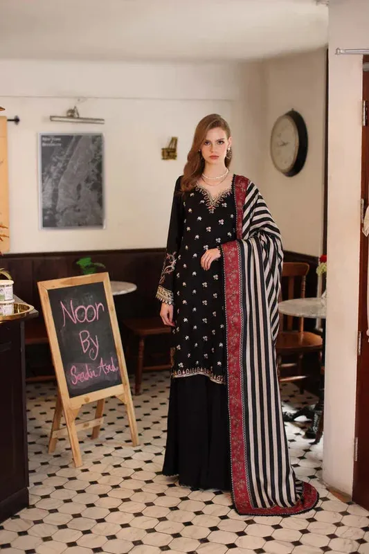 Noor by Saadia Asad Winter Embroidered Printkhaas 25 Black Linen – view 1 – Poshaq