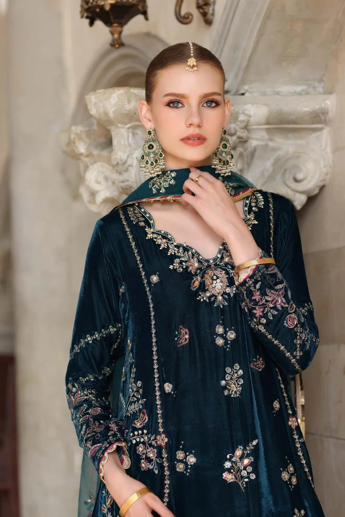 Noor by Saadia Asad Handcrafted Velvet 25 Dark Teal Blue Velvet – view 3 – Poshaq