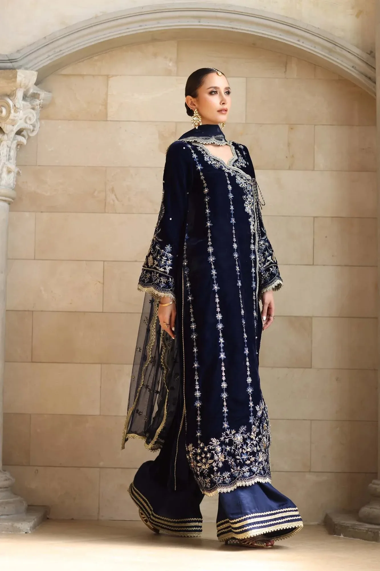 Noor by Saadia Asad Handcrafted Velvet 25 dark navy blue Velvet – view 2 – Poshaq