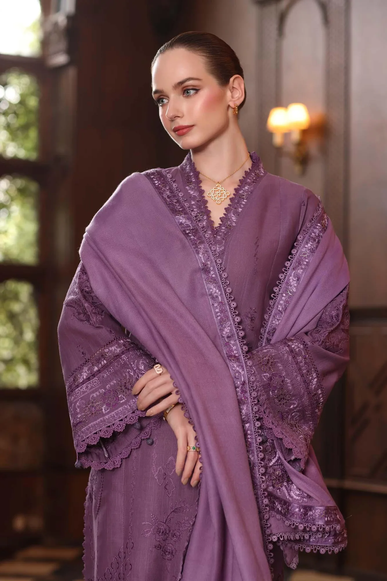 Noor by Saadia Asad Winter Pashmina 25 Plum Pashmina – view 4 – Poshaq