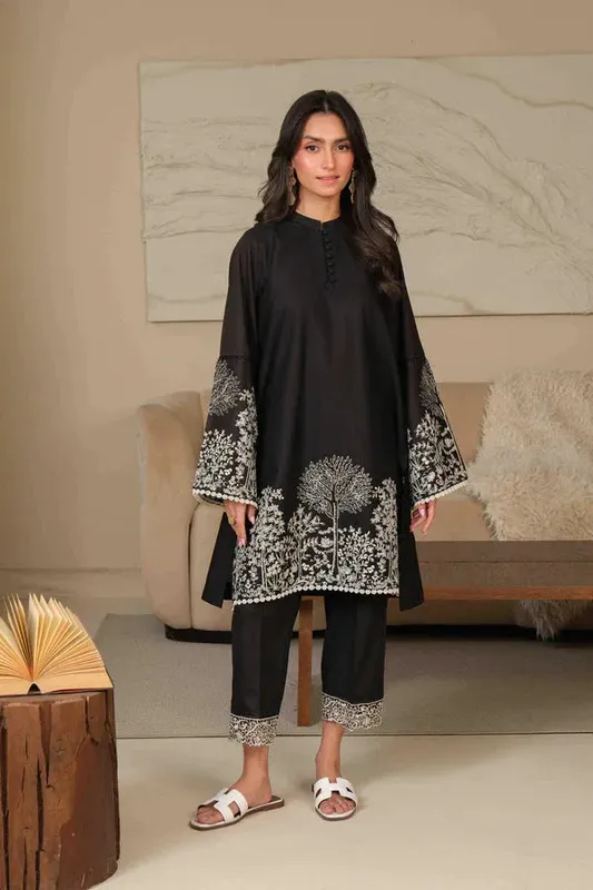 Noor by Saadia Asad Noor Pret 25 Black Lawn – view 1 – Poshaq