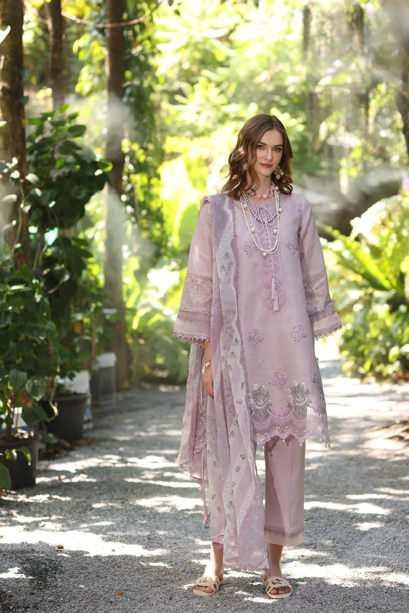 Noor by Saadia Asad Eid Luxe Printedkari Lilac Chiffon – view 2 – Poshaq