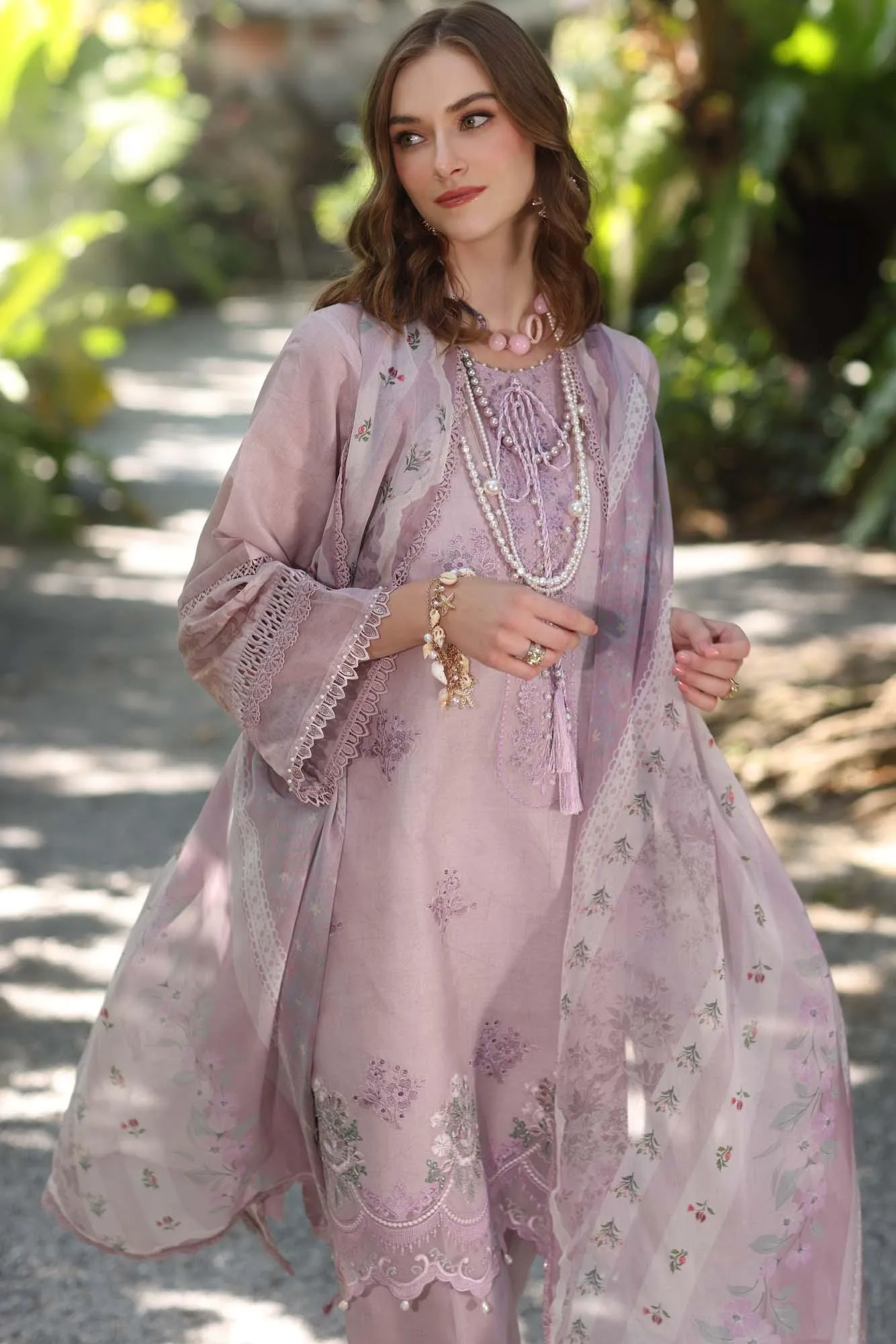 Noor by Saadia Asad Eid Luxe Printedkari Lilac Chiffon – view 3 – Poshaq