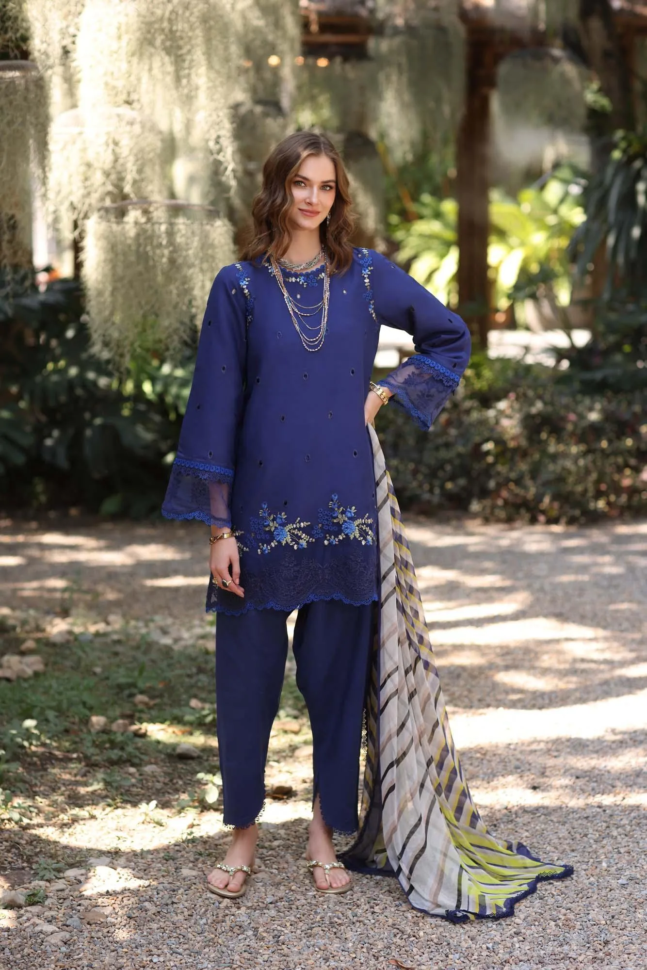 Noor by Saadia Asad Eid Luxe Printedkari Navy Blue Chiffon – view 2 – Poshaq