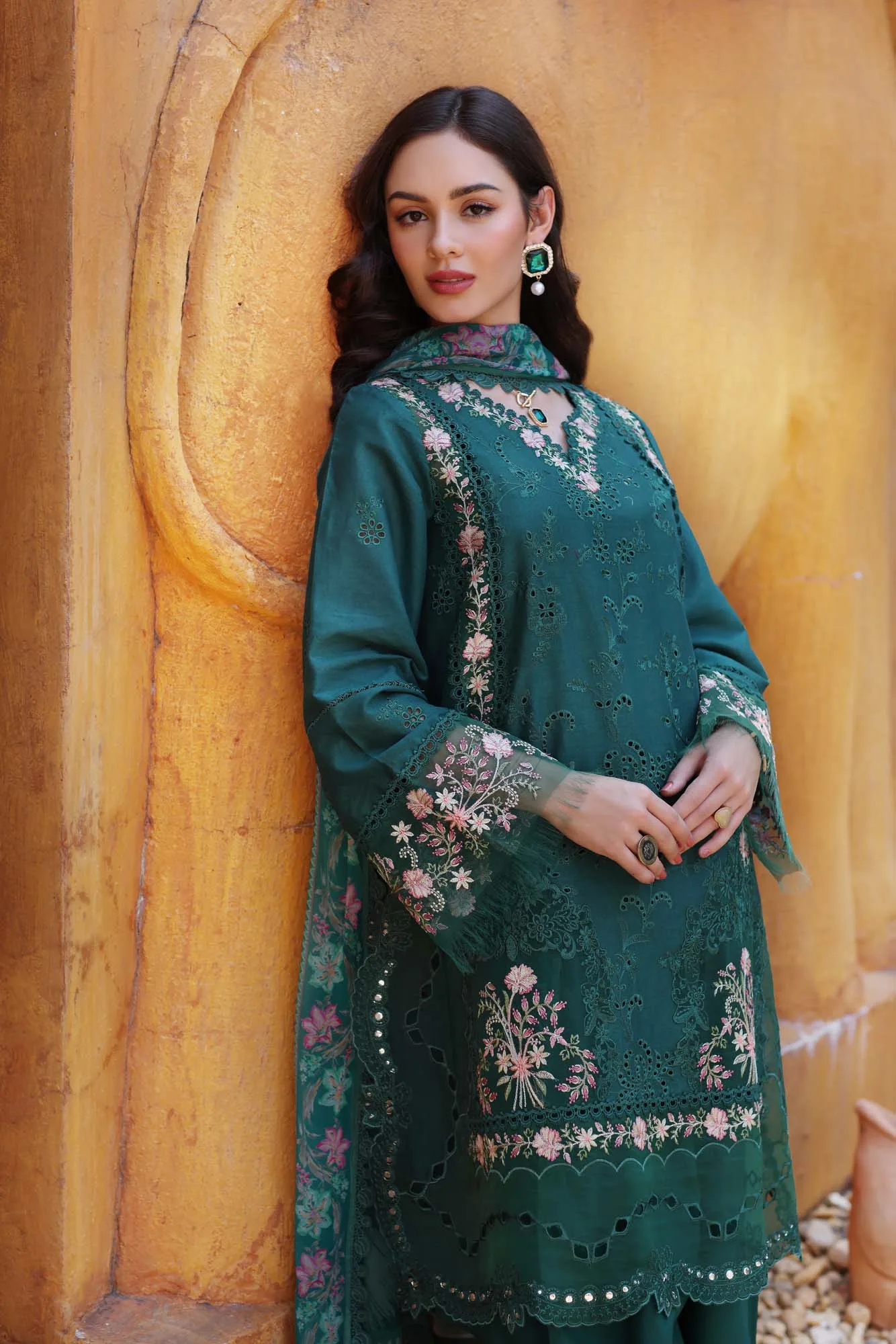 Noor by Saadia Asad Eid Luxury Laserkari 25 Deep Teal Green Chiffon – view 4 – Poshaq