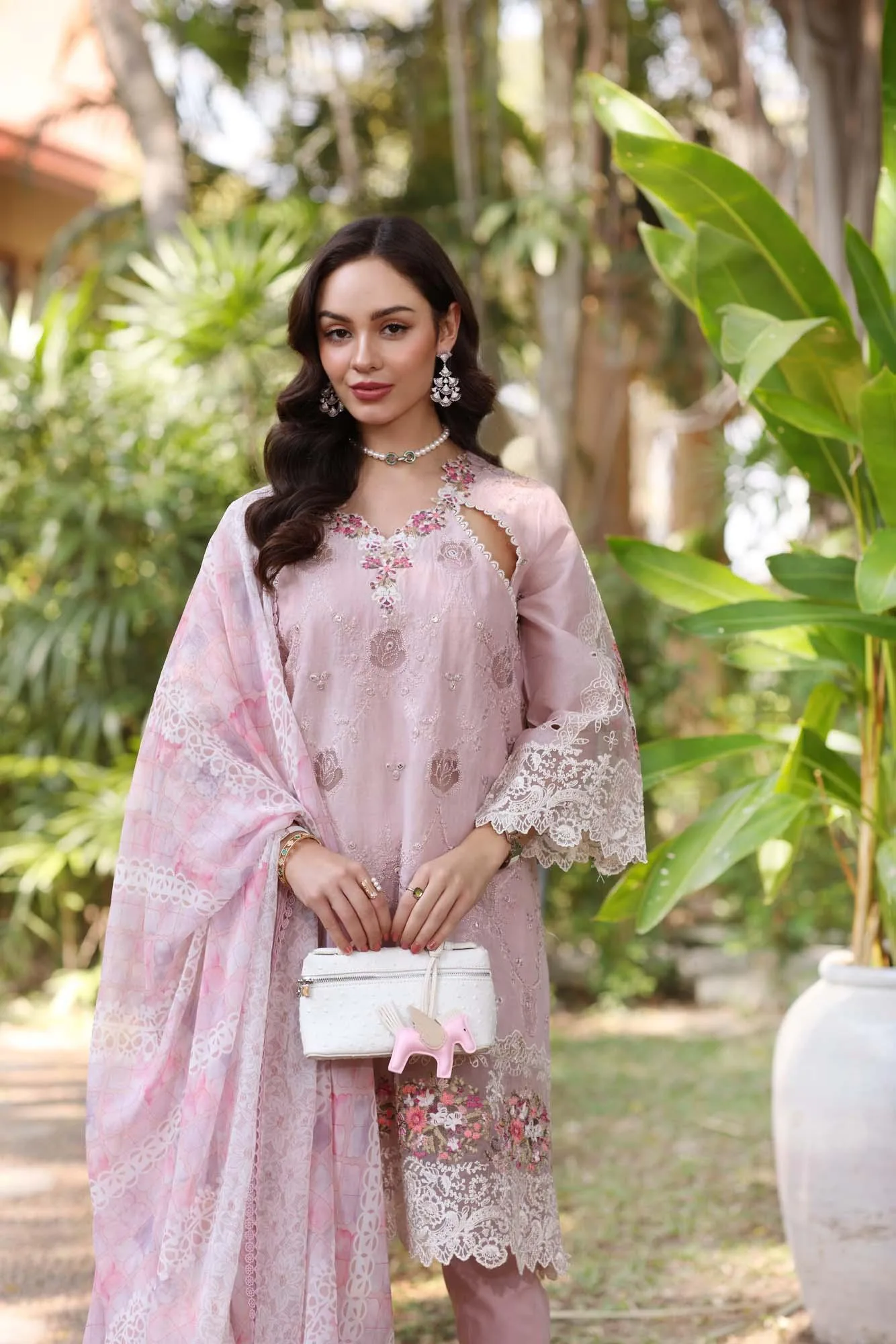 Noor by Saadia Asad Eid Luxury Laserkari 25 Lilac Chiffon – view 5 – Poshaq