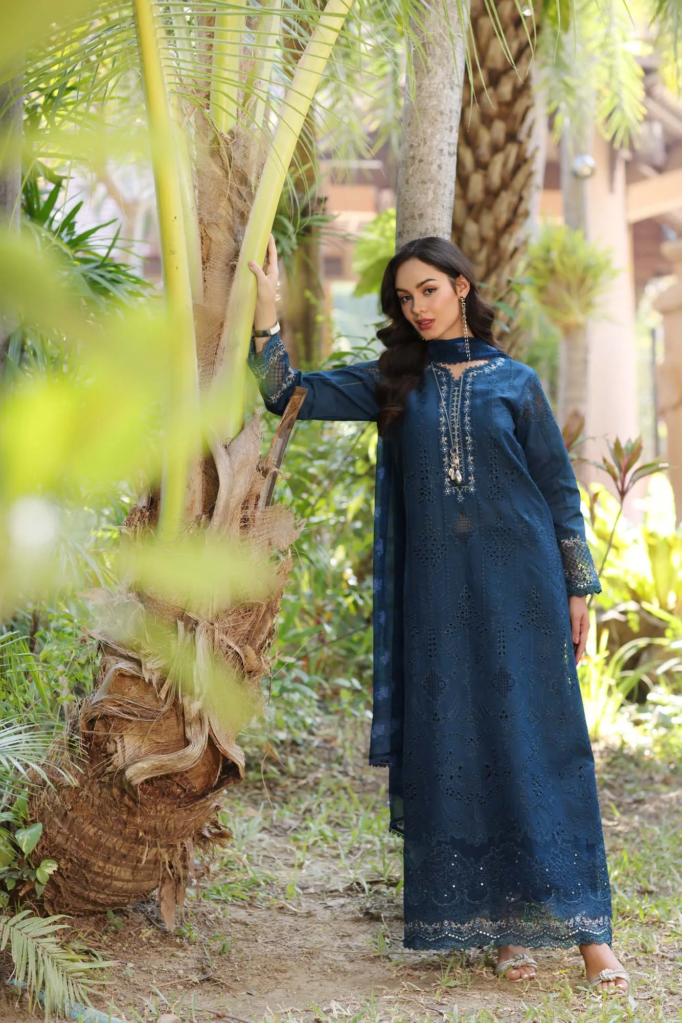 Noor by Saadia Asad Eid Luxury Laserkari 25 Deep Teal Chiffon – view 4 – Poshaq