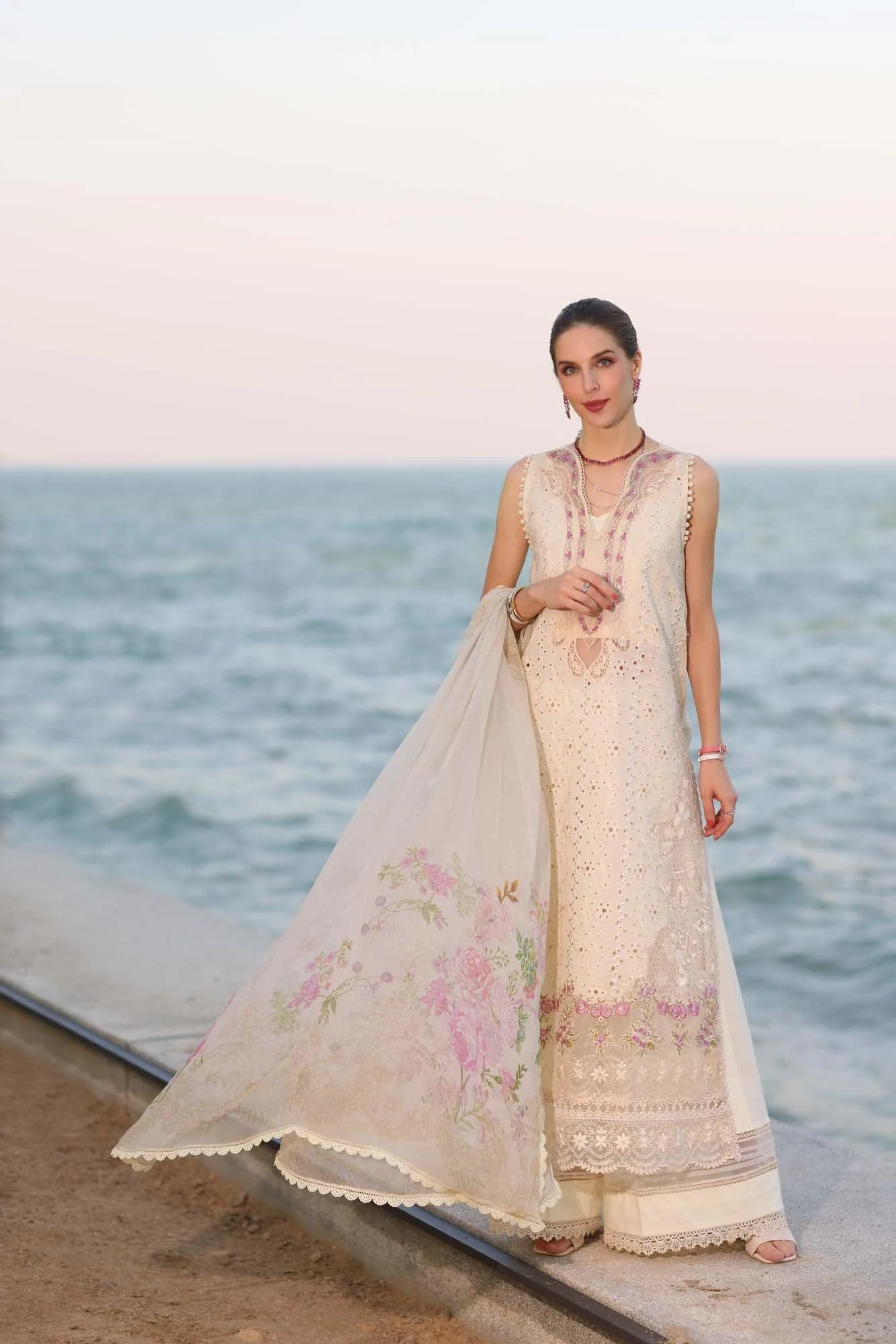 Noor by Saadia Asad Eid Luxury Laserkari 25 Ivory Chiffon – view 2 – Poshaq