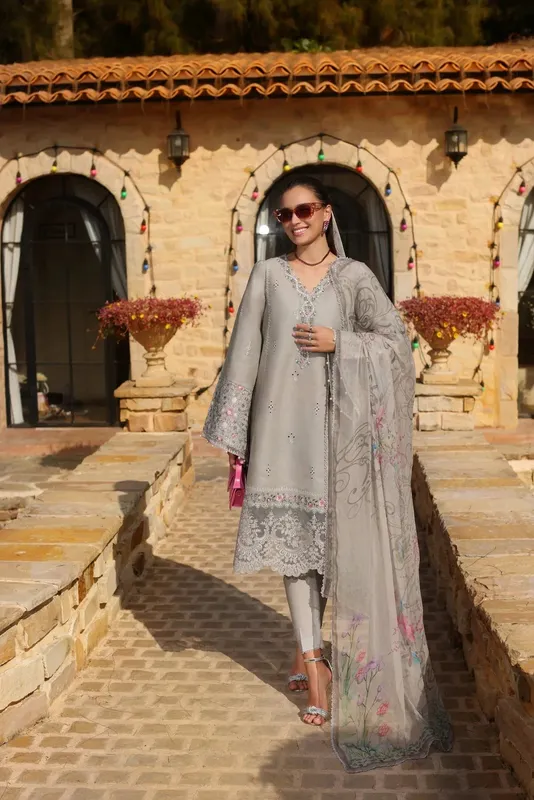 Noor by Saadia Asad Luxe Chikankari 25 Grey Chiffon – view 1 – Poshaq