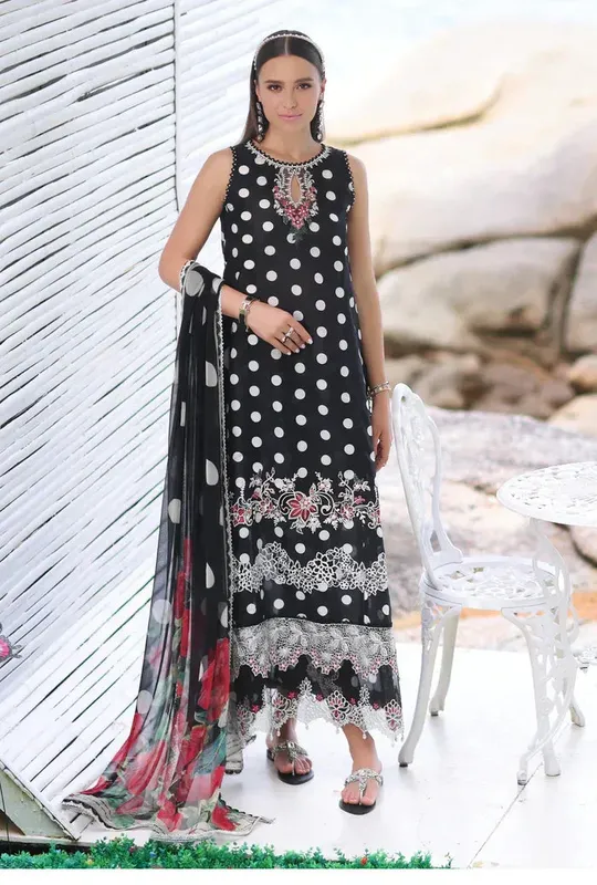 Noor by Saadia Asad Luxe Printkari 24 Black Chiffon – view 1 – Poshaq