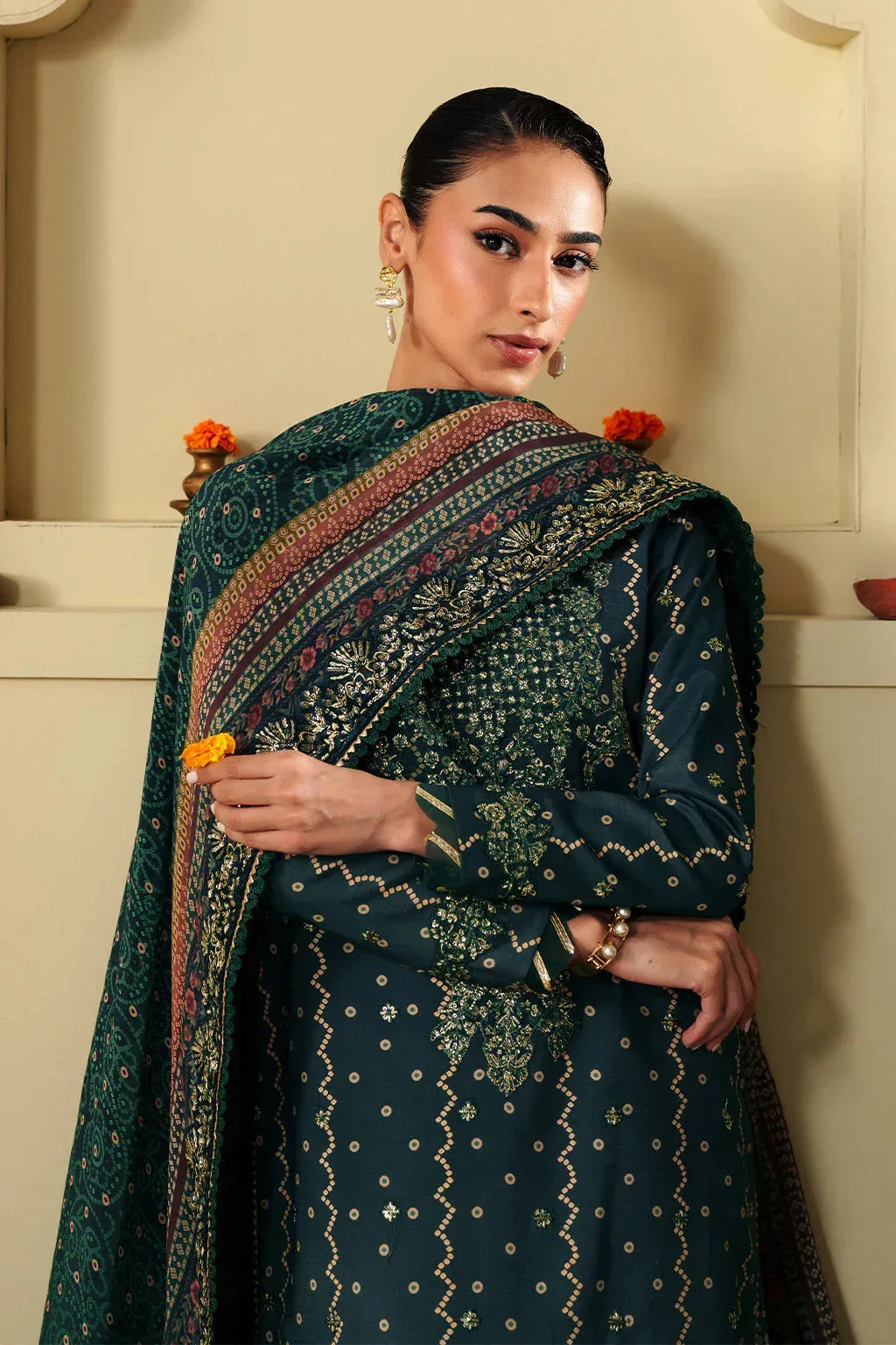 Neeshay New Shagun Dark Green Raw Silk – view 4 – Poshaq