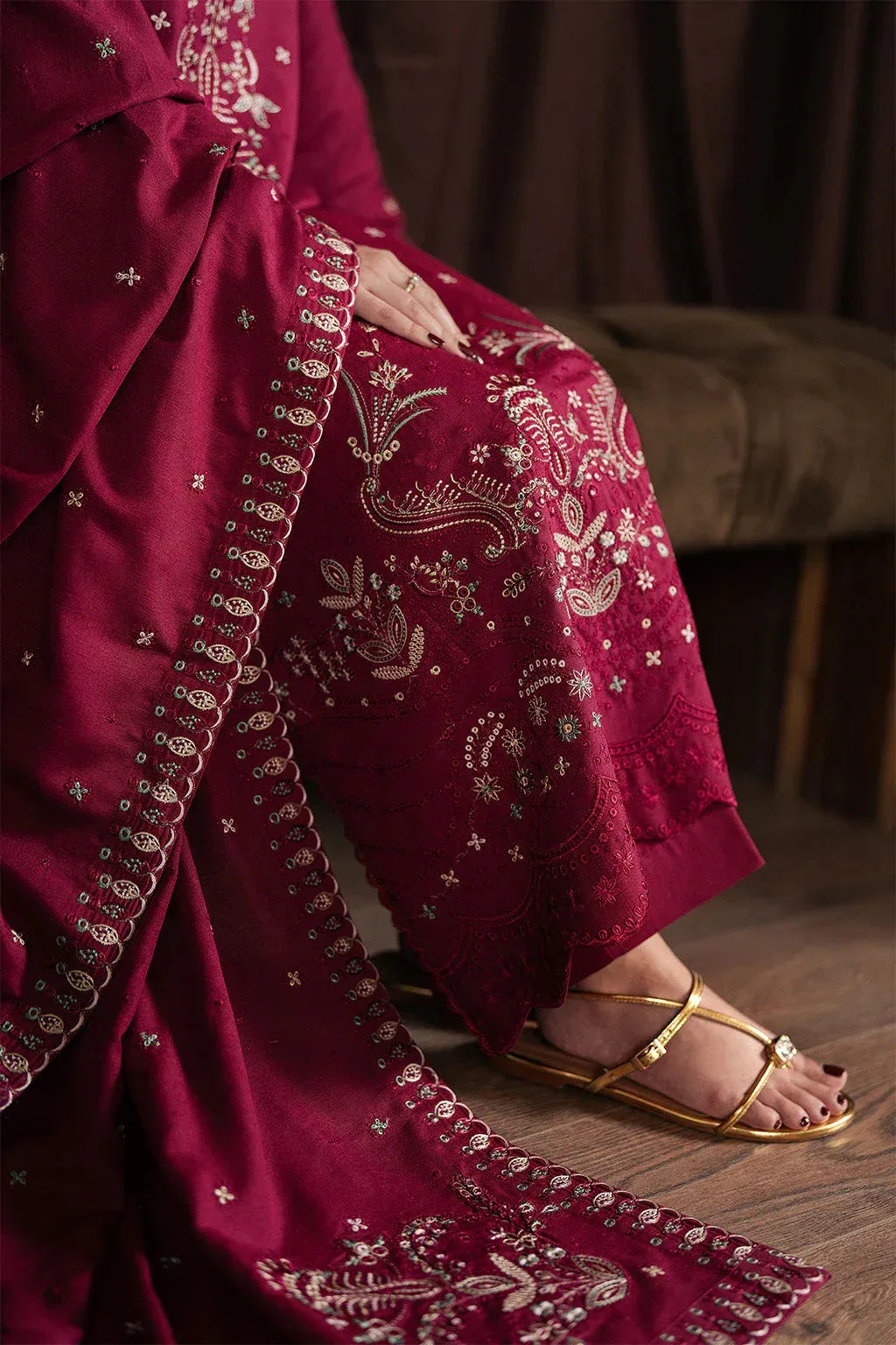Neeshay Winter Reverie Purple Red Karandi – view 7 – Poshaq