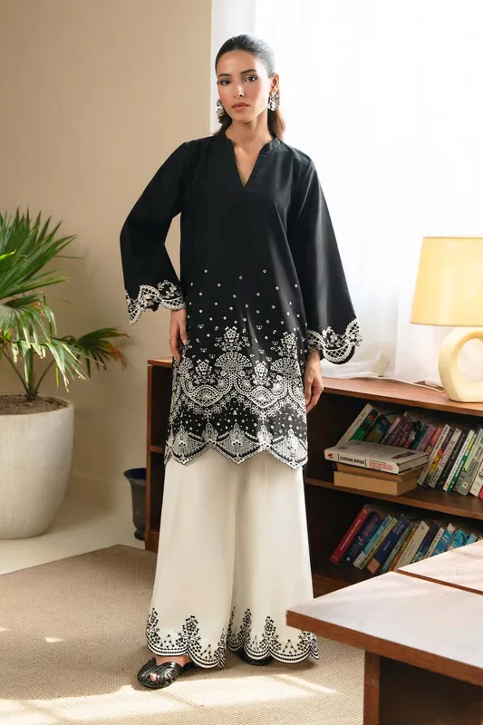 Neeshay Summer Basics Black Lawn – view 1 – Poshaq