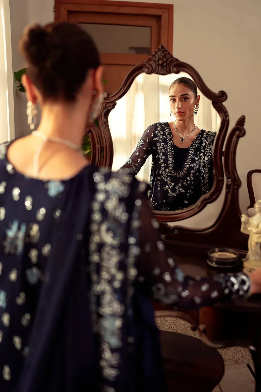 Neeshay Dastaan Luxury Chiffon Navy Blue Organza – view 4 – Poshaq