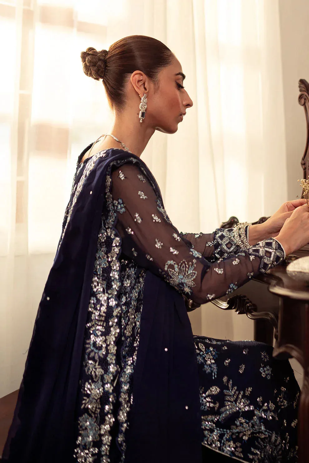 Neeshay Dastaan Luxury Chiffon Navy Blue Organza – view 5 – Poshaq