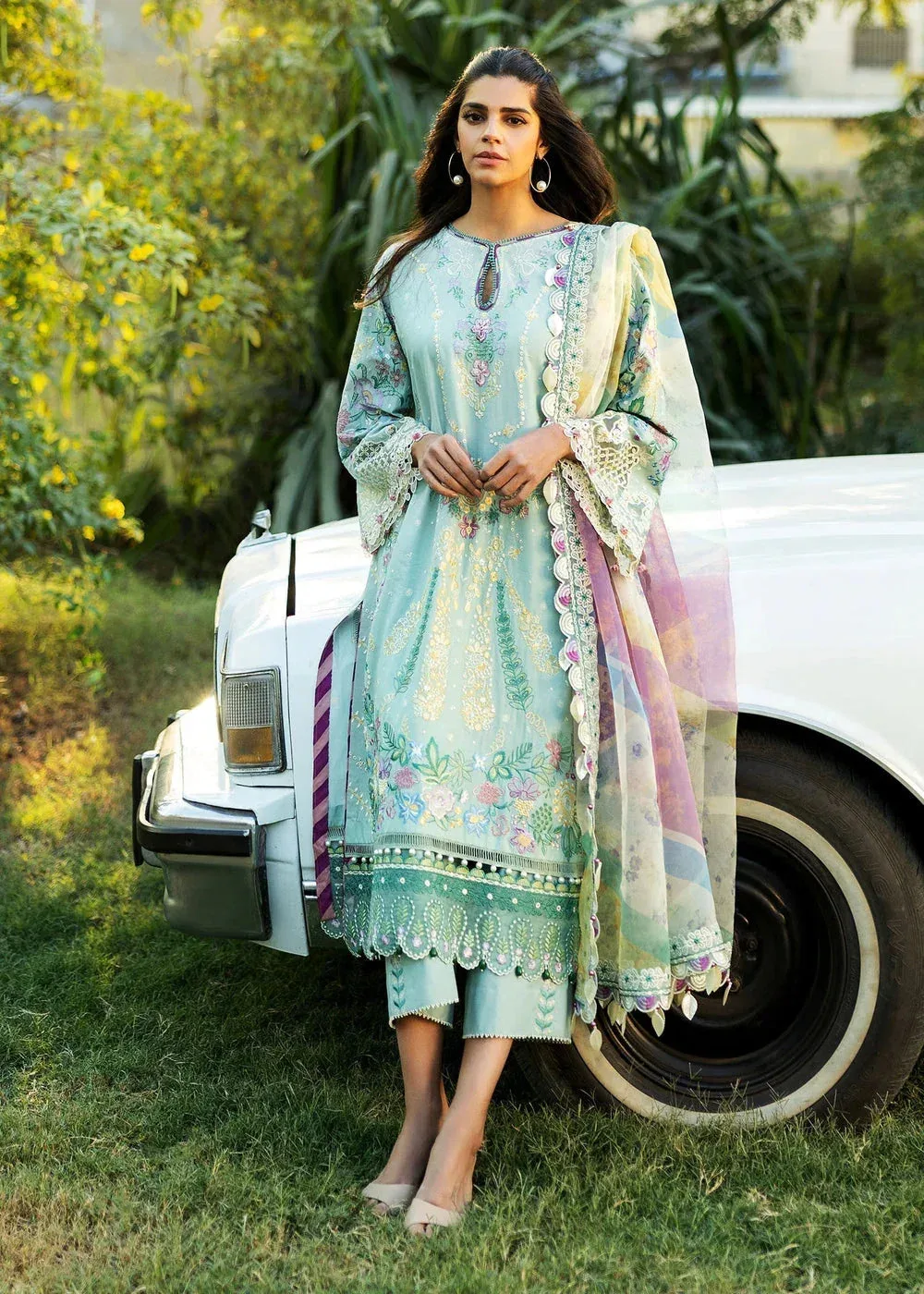 Sadaf Fawad Khan Siraa Lawn 25 Sky Blue Organza – view 4 – Poshaq
