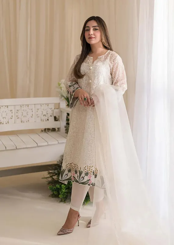 Sadaf Fawad Khan Lyla Festive Pret White Organza – view 1 – Poshaq