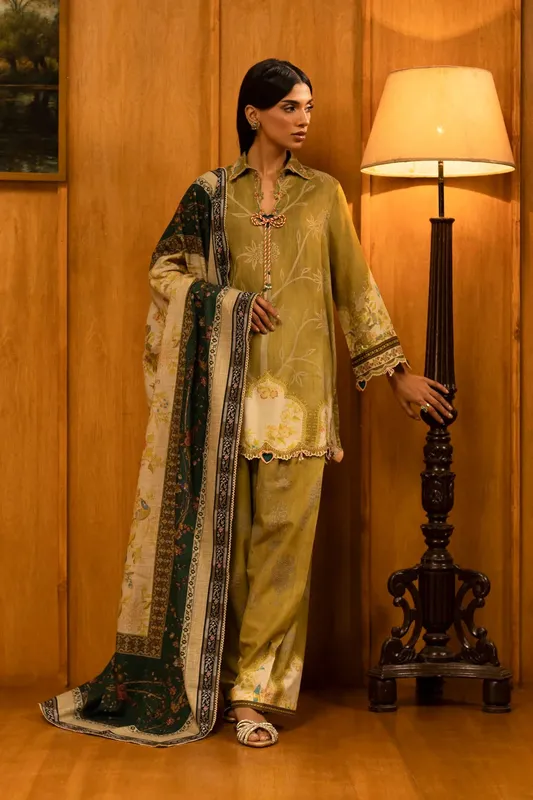 Sana Safinaz Muzlin Winter 25 Mehndi Green Organza – view 1 – Poshaq