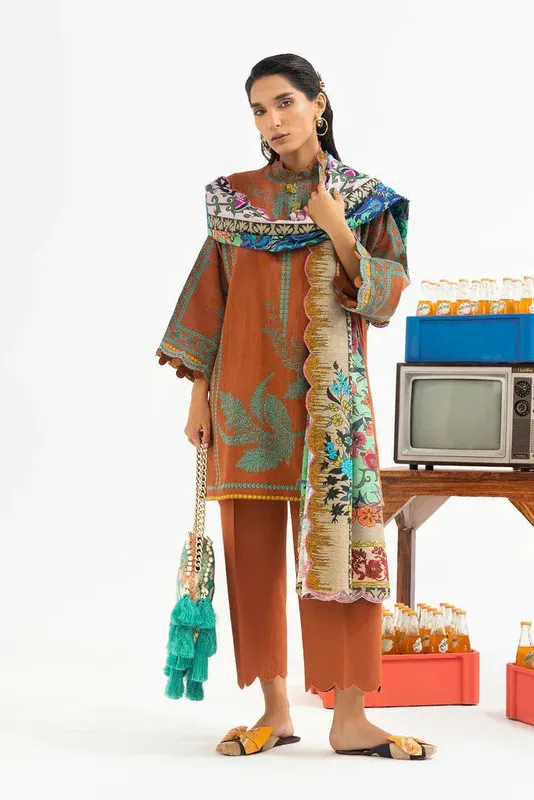 Sana Safinaz Mahay Winter 25 Rust Organza – view 1 – Poshaq