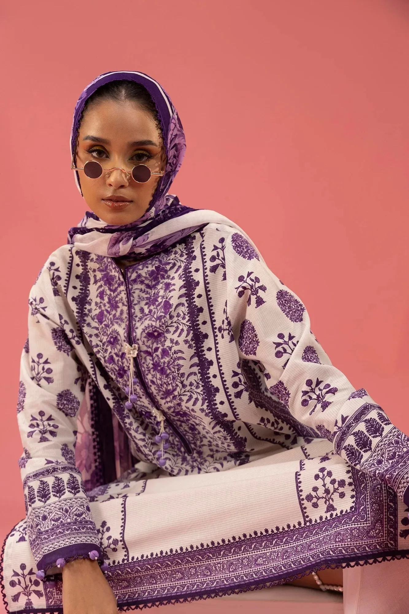 Lavender Pinocchio three‑piece lawn set with embroidered organza neckline – view 3 – Poshaq