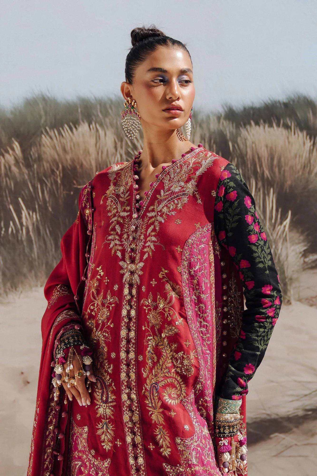Sana Safinaz Winter Shawl 24 Maroon Raw Silk – view 5 – Poshaq